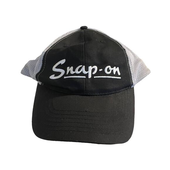 Snap-on snapback hat - Picture 1 of 4